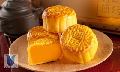 Làm bánh Trung thu kiểu Hồng Kông Làm bánh Trung thu kiểu Hồng Kông
