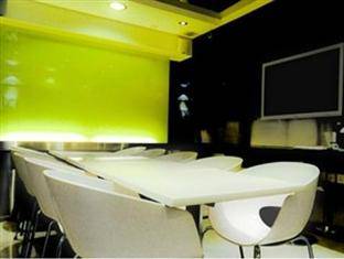 Acesite Knutsford Hotel