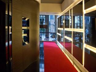 Butterfly on Hollywood Boutique Hotel