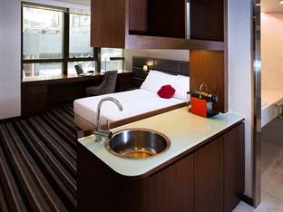 Butterfly on Hollywood Boutique Hotel