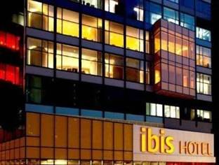 Ibis Hong Kong Central & Sheung Wan Hotel