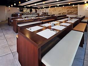 Ibis North Point Hotel