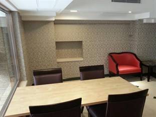 Lander Hotel Prince Edward