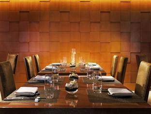 Sheraton Hong Kong Hotel And Towers