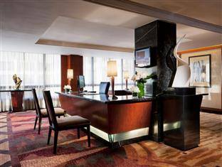 Sheraton Hong Kong Hotel And Towers