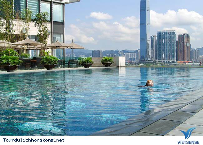 Four Seasons Hotel Hong Kong