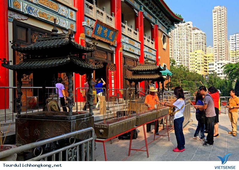 Du lịch Hồng Kông - Đền Wong Tai Sin
