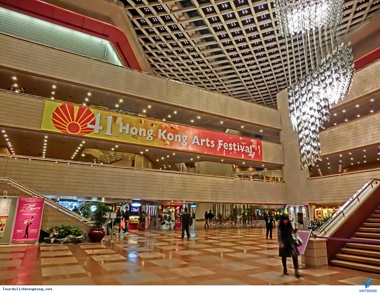 đi thăm quan Hồng Kông thời điểm nào? - Ảnh 2