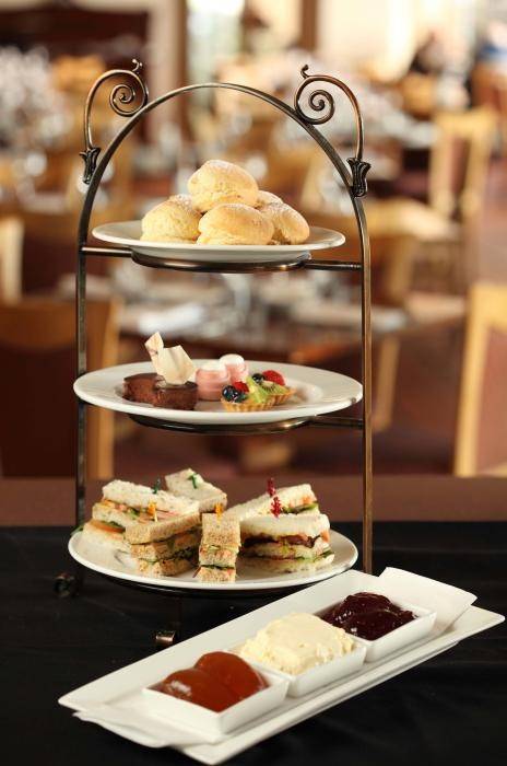 Trà chiểu kiểu người Anh - Ảnh 1 Trà chiểu kiểu người Anh - Ảnh 1